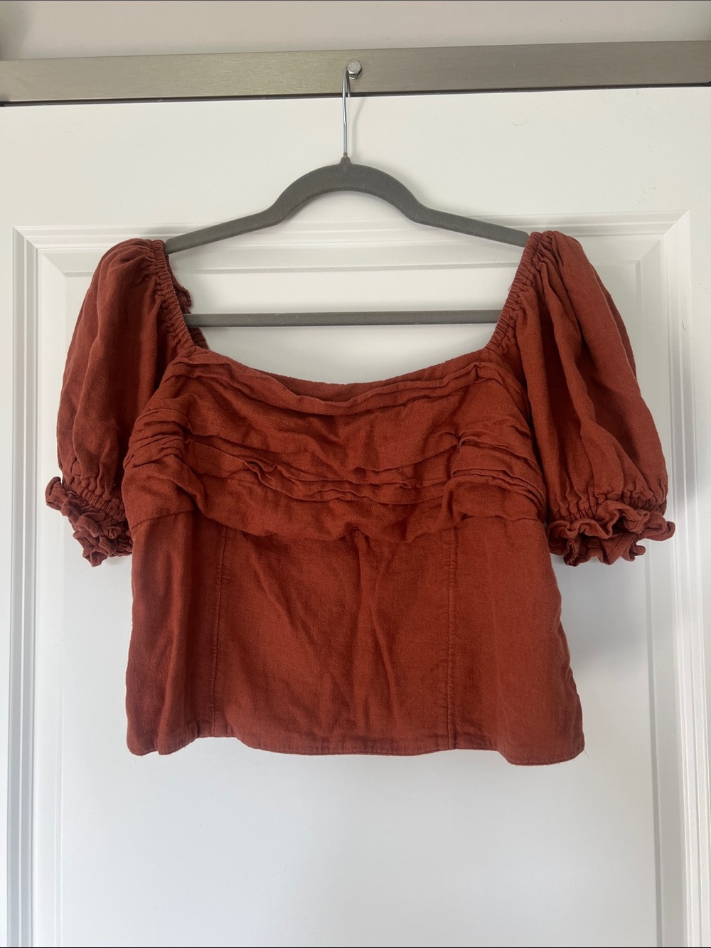 Abercrombie & Fitch Pleated Square-Neck Top in Rust